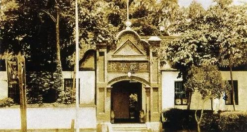 实业兴邦第一人 百墩实业与百年建党中的实业精神传承